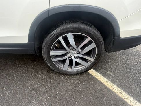 Used 2017 Honda Pilot Elite image 35