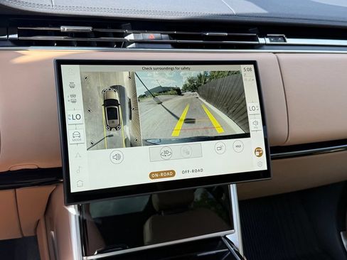 New 2026 Land Rover Range Rover SE AWD/4WD image 24