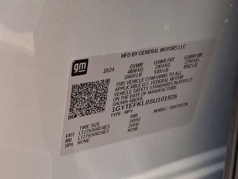 New 2025 Cadillac Escalade IQ Sport 2 image 16