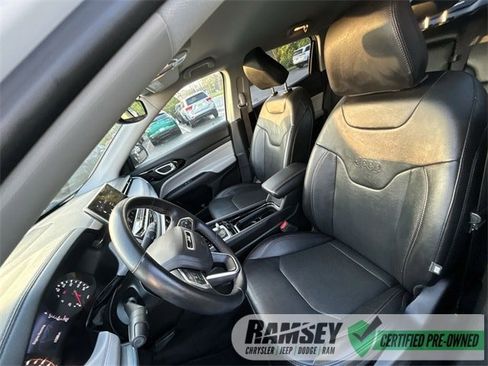 Certified 2022 Jeep Compass Limited image 15