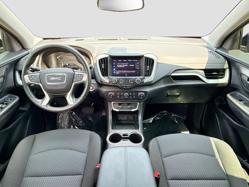 Used 2022 GMC Terrain SLE w/ Driver Convenience Package FWD image 16