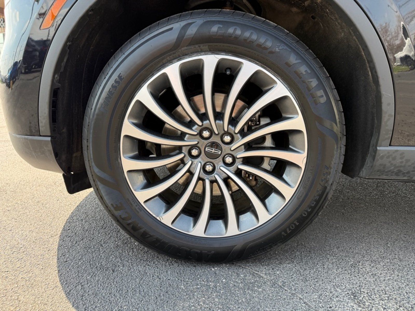 Used 2022 Lincoln Aviator AWD w/ Premium Package image 41