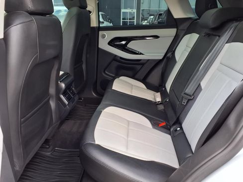 Used 2024 Land Rover Range Rover Evoque Dynamic SE AWD/4WD image 11