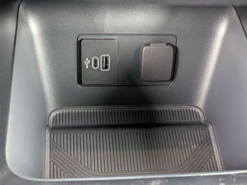 New 2026 Ford Explorer ST-Line w/ ST-Line Street Pack image 34