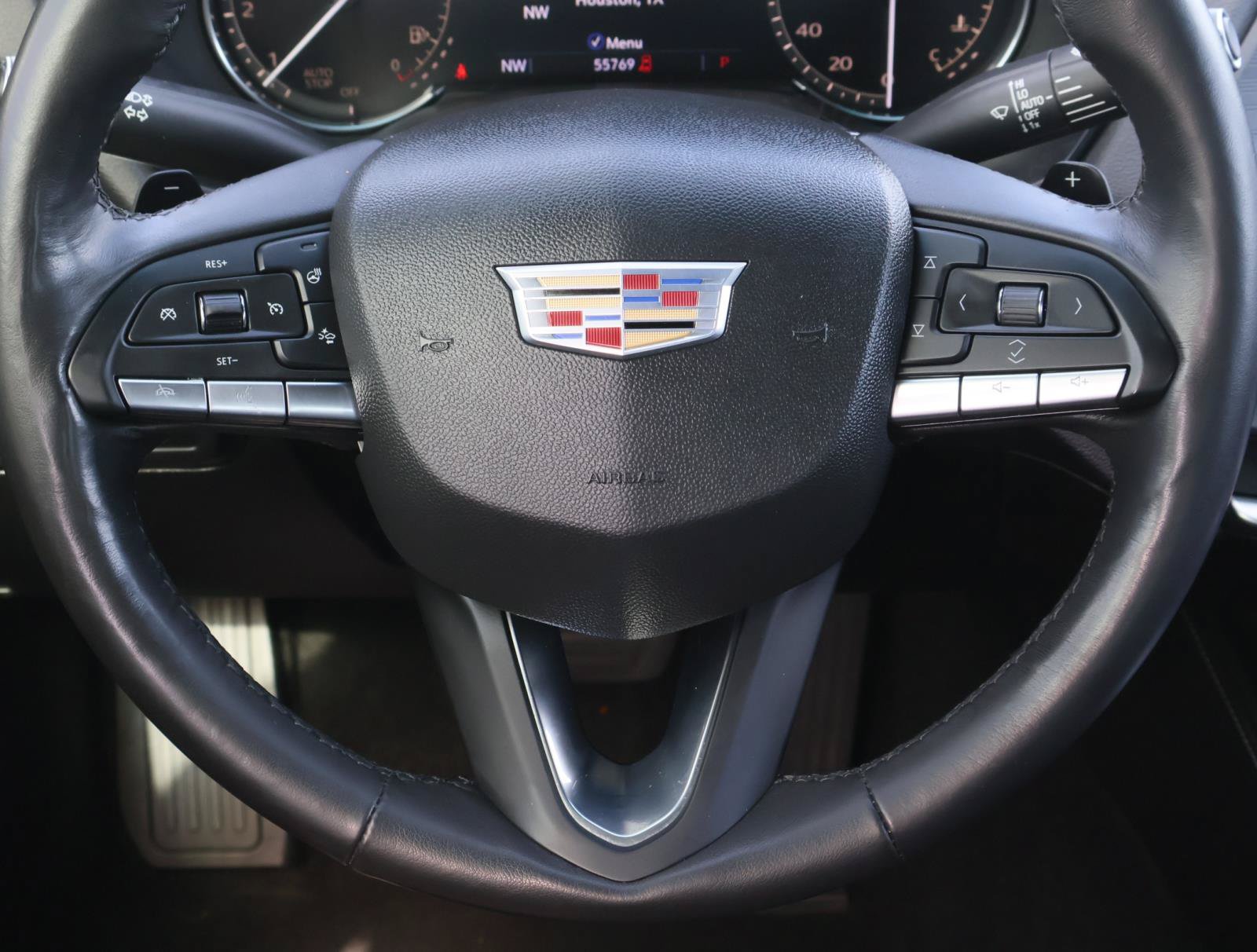 Certified 2022 Cadillac CT4 Premium Luxury RWD image 10