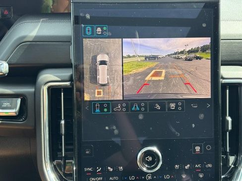 New 2026 GMC Yukon Denali w/ Denali Reserve Package AWD/4WD image 19