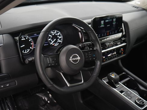Used 2023 Nissan Pathfinder SL w/ SL Premium Package AWD/4WD image 22