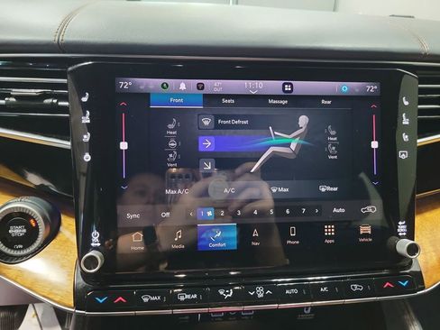 Used 2022 Jeep Grand Wagoneer Series II w/ Convenience Group III image 36