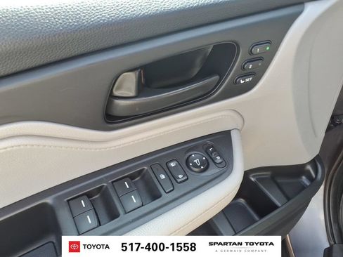 Used 2022 Honda Odyssey EX-L image 14