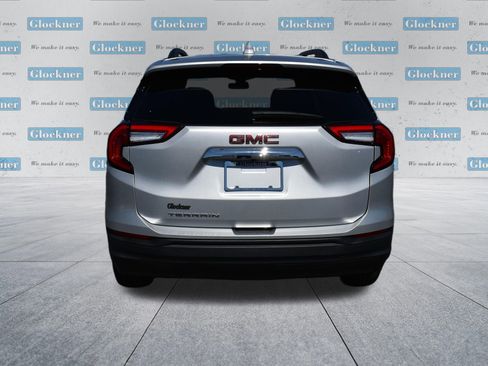 Used 2022 GMC Terrain SLE w/ Driver Convenience Package image 7