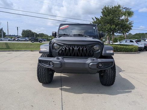 Used 2021 Jeep Wrangler Sport AWD/4WD image 8