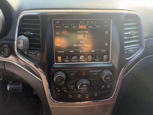 Used 2014 Jeep Grand Cherokee Limited w/ Luxury Group II AWD/4WD image 21