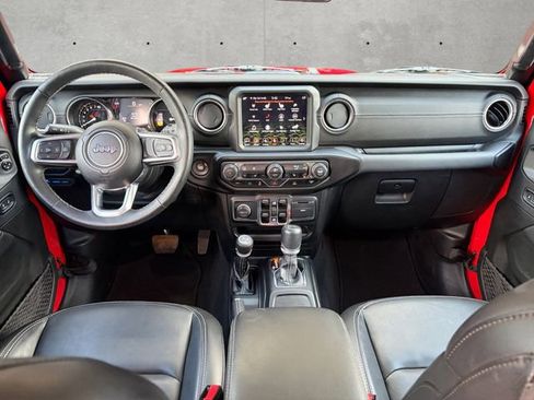 Used 2022 Jeep Wrangler Unlimited Sahara w/ Cold Weather Group image 20