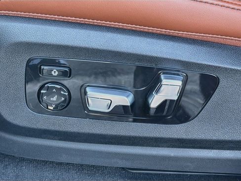 New 2026 BMW ALPINA XB7 AWD/4WD image 28