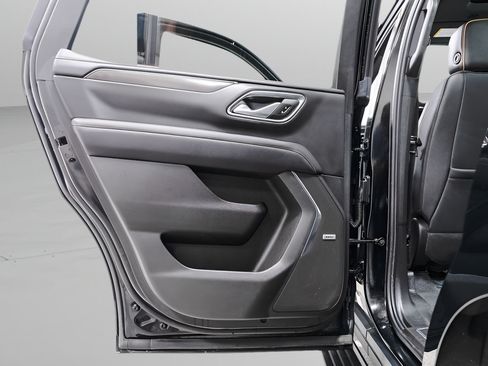 Used 2024 GMC Yukon AT4 w/ AT4 Premium Package AWD/4WD image 25