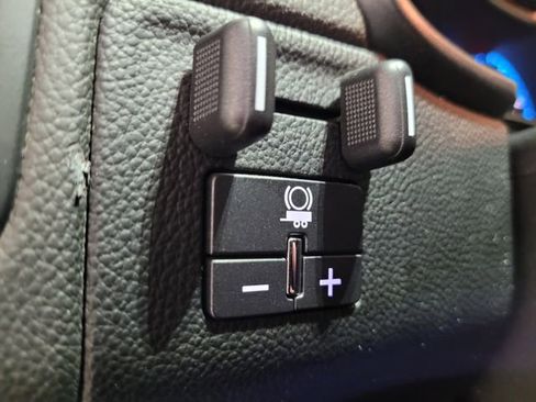 Used 2019 Chevrolet Colorado ZR2 w/ ZR2 Dusk Special Edition image 48