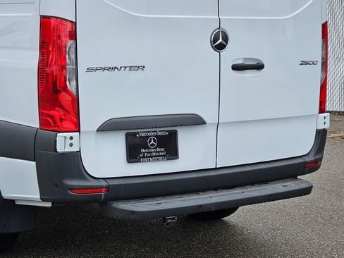 Certified 2025 Mercedes-Benz Sprinter 2500 image 9