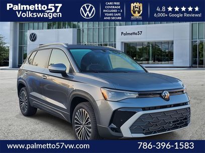 Certified 2025 Volkswagen Taos SE w/ Panoramic Sunroof Package