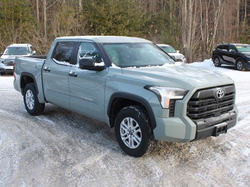 Used 2025 Toyota Tundra SR5 image 3