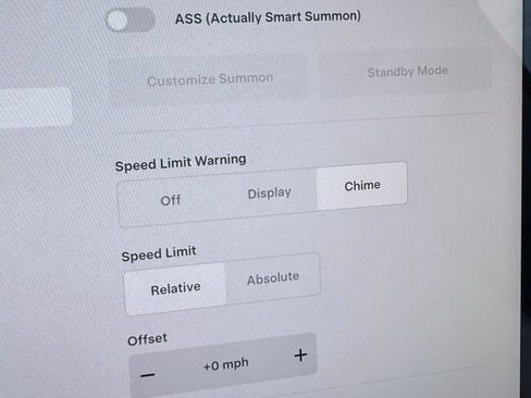 Used 2026 Tesla Model Y 2WD image 22