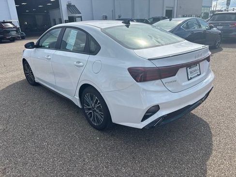 Used 2024 Kia Forte GT-Line w/ GT-Line Premium Package FWD image 4