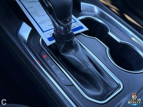 Used 2023 Chevrolet Traverse LT image 22