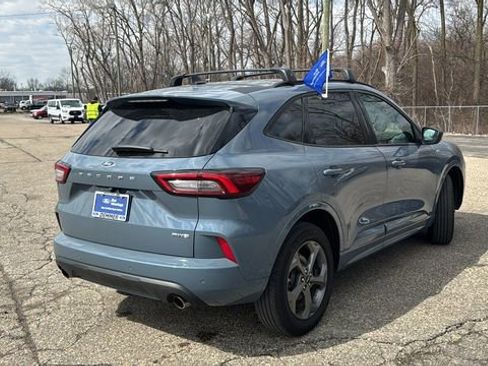 Certified 2023 Ford Escape ST-Line w/ Tech Pack #1 image 4