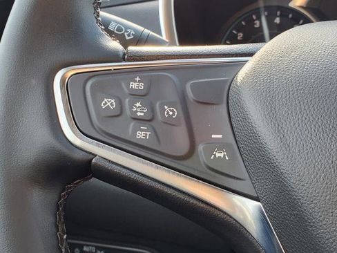 Used 2024 Chevrolet Equinox LT image 13