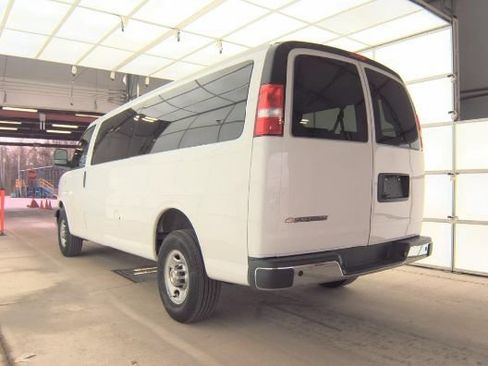 Used 2024 Chevrolet Express 3500 LT w/ LT Preferred Equipment Group RWD image 2