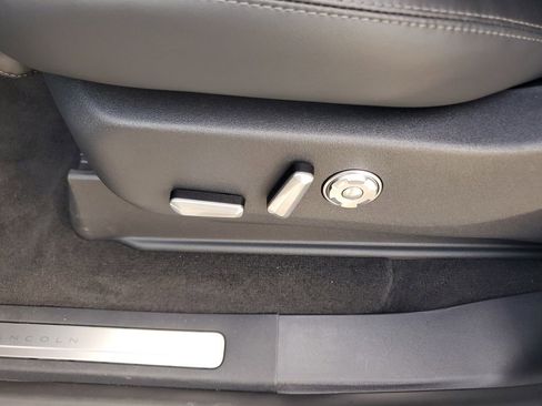 New 2025 Lincoln Navigator Reserve w/ Jet Appearance Package image 23