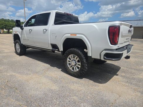 Used 2022 GMC Sierra 2500 Denali w/ Denali Ultimate Package AWD/4WD image 9