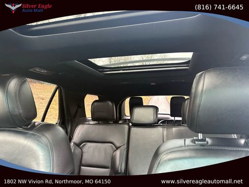Used 2016 Ford Explorer XLT w/ Equipment Group 202A image 16