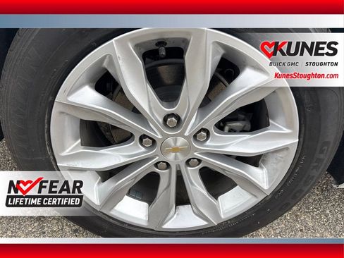 Used 2024 Chevrolet Malibu LT FWD image 12