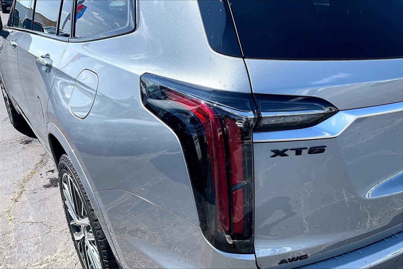 Used 2024 Cadillac XT6 Sport w/ Technology Package AWD/4WD image 29