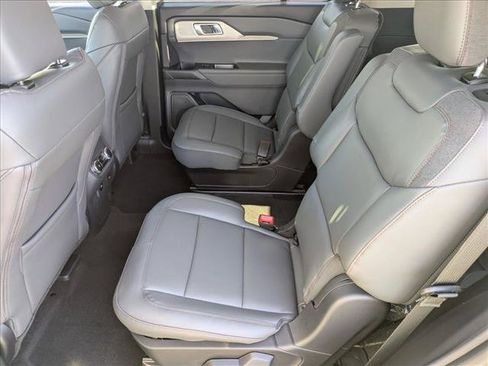 New 2026 Ford Explorer Active w/ Active Comfort Package RWD image 15