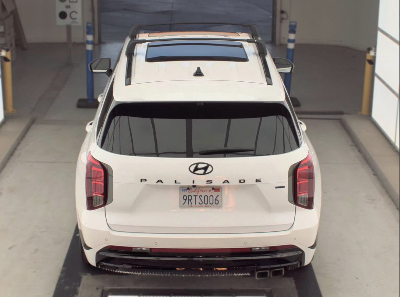 Used 2025 Hyundai Palisade Calligraphy AWD/4WD image 5