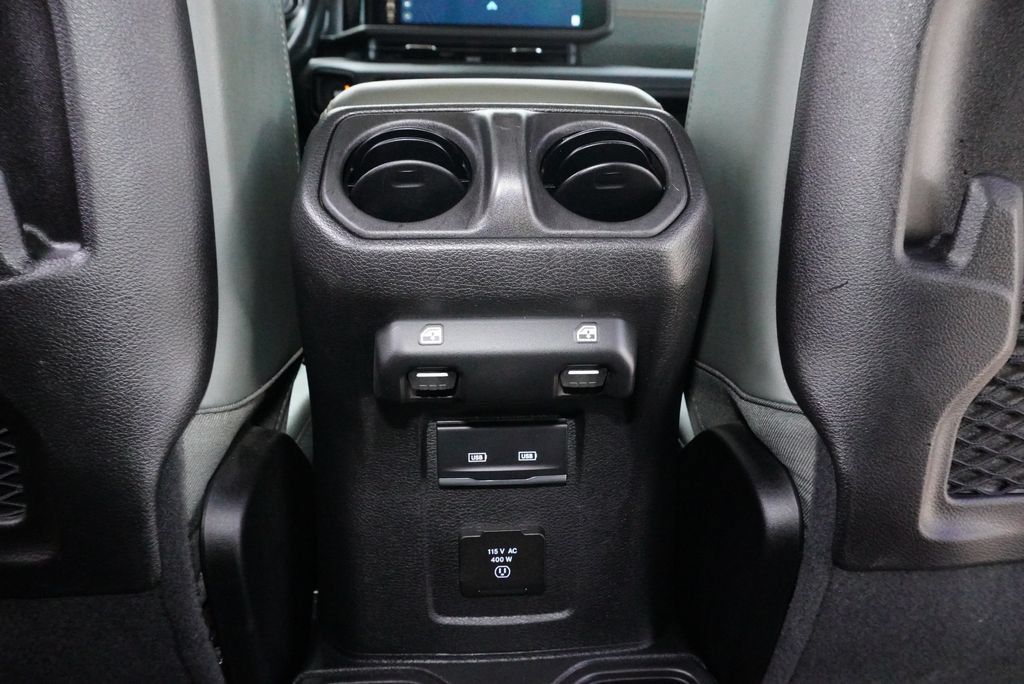 Used 2024 Jeep Gladiator Mojave AWD/4WD image 26