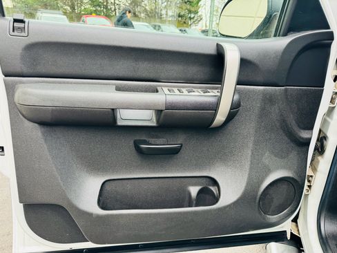 Used 2009 GMC Sierra 1500 SLE w/ Power Pack Plus image 36