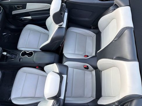 Used 2024 Ford Mustang Premium image 32