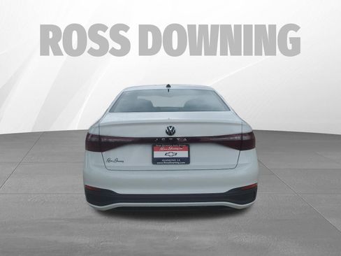 Used 2025 Volkswagen Jetta Sport FWD image 5