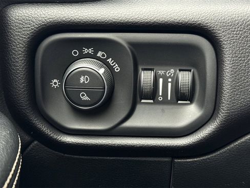 Used 2021 RAM 2500 Laramie image 31