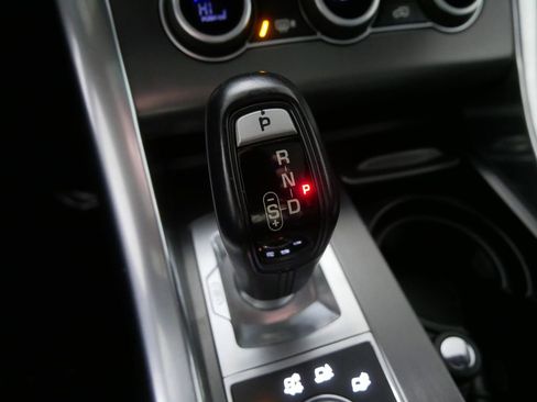Used 2016 Land Rover Range Rover Sport SE AWD/4WD image 30