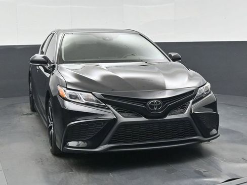Used 2024 Toyota Camry SE FWD image 12
