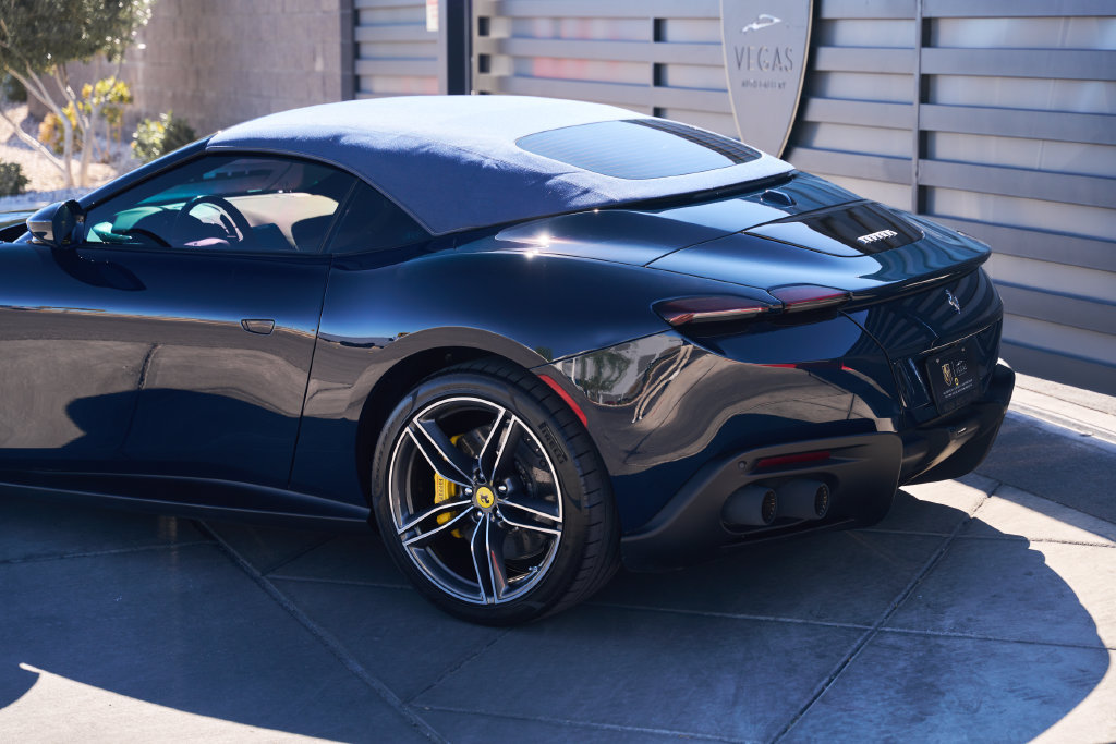 Used 2025 Ferrari Roma Spider RWD image 13