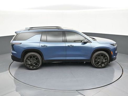 New 2026 Chevrolet Traverse RS w/ LPO, Floor Liner Package FWD image 63