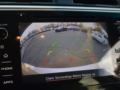 Used 2018 Subaru Outback 2.5i Premium image 21