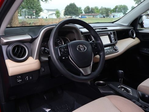 Used 2013 Toyota RAV4 XLE AWD/4WD image 15
