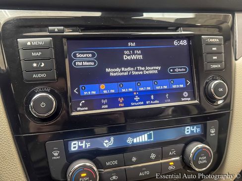 Used 2020 Nissan Rogue Sport SL image 14