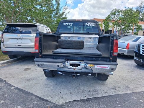 Used 2006 Ford F350 Lariat AWD/4WD image 5