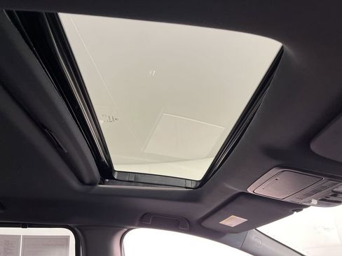 Used 2023 Honda Odyssey Sport image 6